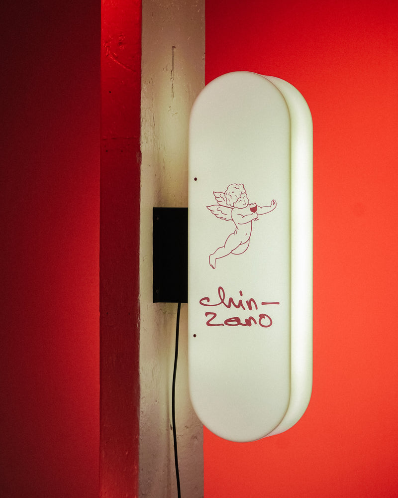 Borderless Pill Lightbox